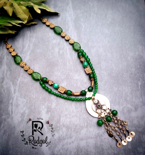 گردنبند سنگی خاص با پلاک ورشو